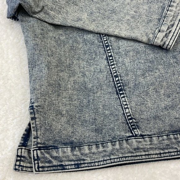 DG2 by Diane Gilman Snow Wash Boxy Jean Jacket - Picture 7 of 9